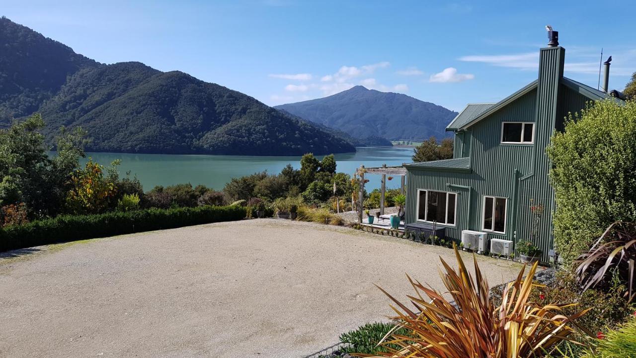 Moana Haven B&B เฮฟล็อค ภายนอก รูปภาพ