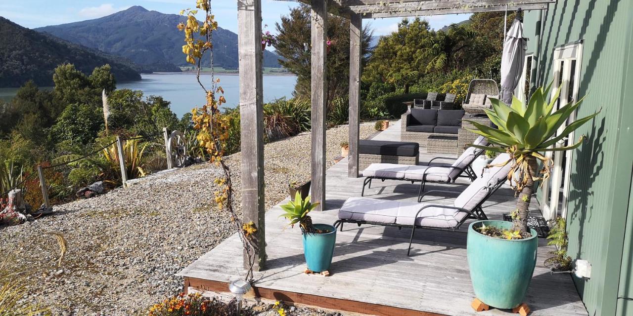 Moana Haven B&B เฮฟล็อค ภายนอก รูปภาพ